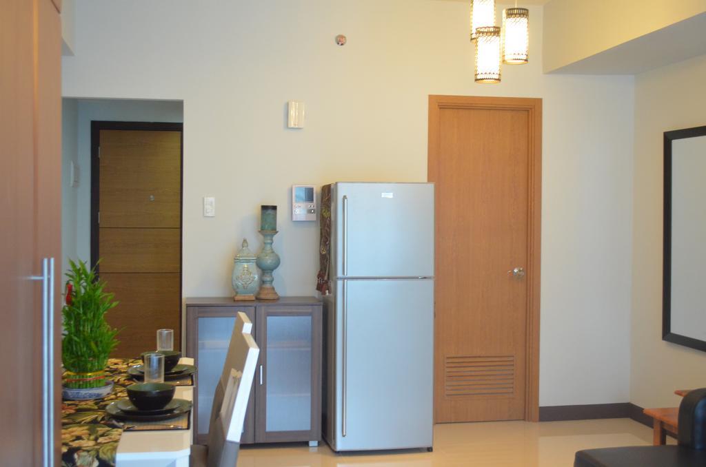 Greenbelt Madison Apartments Makati City Ngoại thất bức ảnh