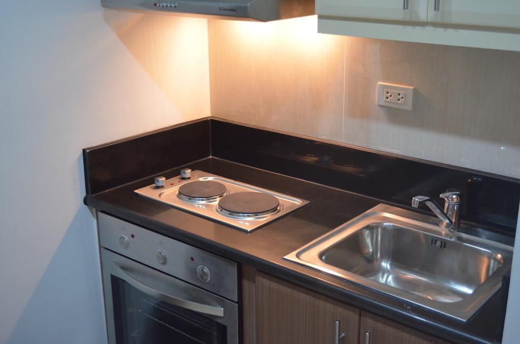 Greenbelt Madison Apartments Makati City Ngoại thất bức ảnh