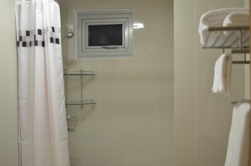 Greenbelt Madison Apartments Makati City Ngoại thất bức ảnh