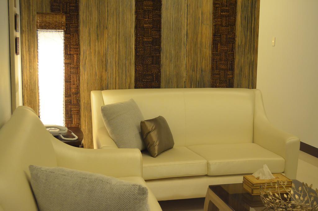 Greenbelt Madison Apartments Makati City Ngoại thất bức ảnh